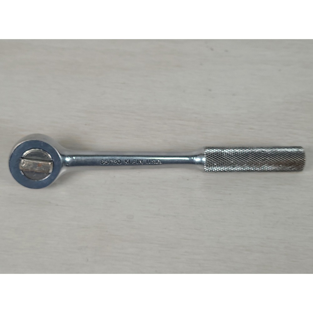 Klein Tools 65720 3/8 Drive Ratchet Wrench 8 Inch Knurled‎ Grip USA Made Chrome